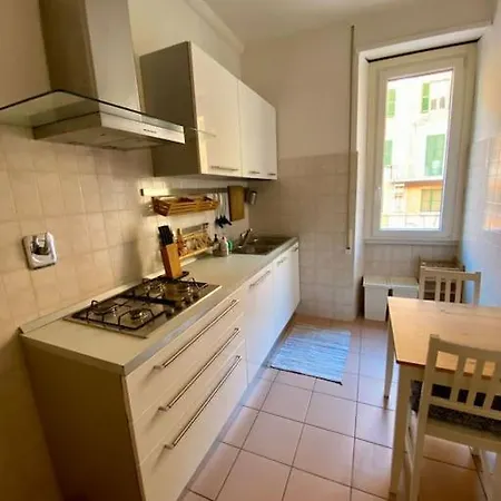 Apartment Lovely Near Metro A Re Di